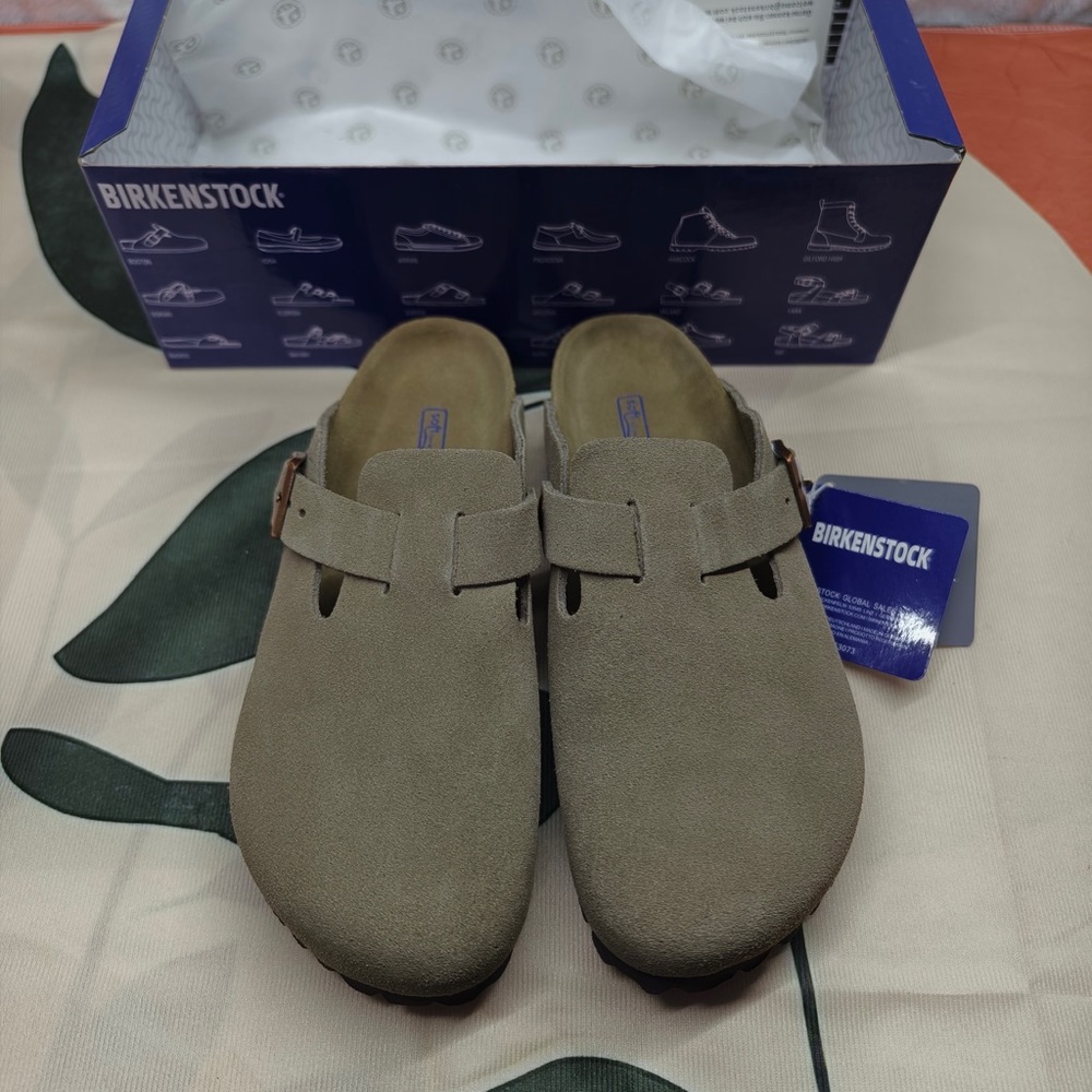 🌟 Birkenstock Boston | Cork footbed and suede upper | New with tags